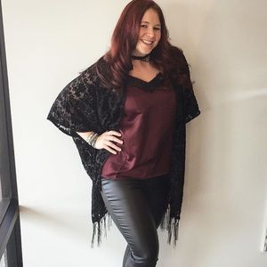 Maurices satin tank w/lace trim Sz Large